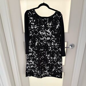 GAP Black and White Printed Midi Dress